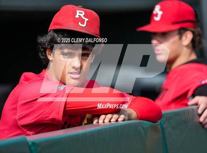 Thumbnail 2 in Regis Jesuit vs Broomfield (CHSAA 5A 3rd Round Consolation) photogallery.