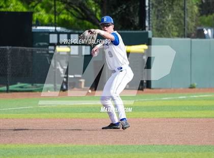 Thumbnail 3 in Regis Jesuit vs Broomfield (CHSAA 5A 3rd Round Consolation) photogallery.