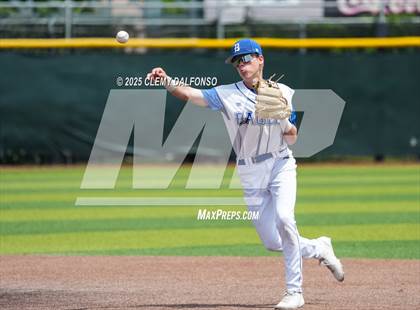 Thumbnail 3 in Regis Jesuit vs Broomfield (CHSAA 5A 3rd Round Consolation) photogallery.