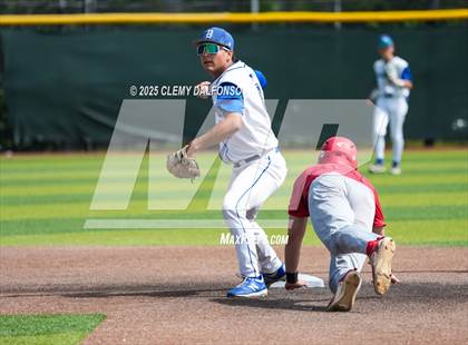 Thumbnail 1 in Regis Jesuit vs Broomfield (CHSAA 5A 3rd Round Consolation) photogallery.
