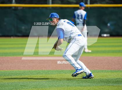 Thumbnail 2 in Regis Jesuit vs Broomfield (CHSAA 5A 3rd Round Consolation) photogallery.