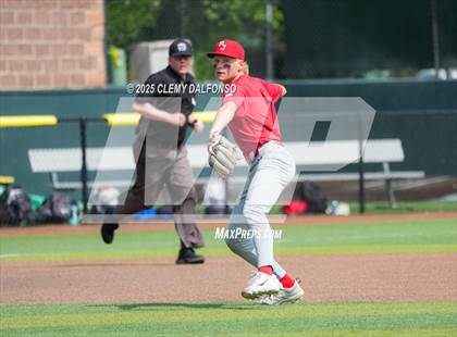 Thumbnail 2 in Regis Jesuit vs Broomfield (CHSAA 5A 3rd Round Consolation) photogallery.