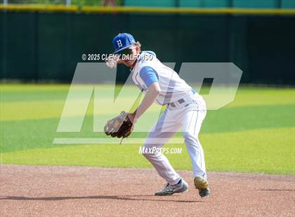 Thumbnail 1 in Regis Jesuit vs Broomfield (CHSAA 5A 3rd Round Consolation) photogallery.