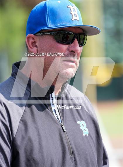 Thumbnail 2 in Regis Jesuit vs Broomfield (CHSAA 5A 3rd Round Consolation) photogallery.