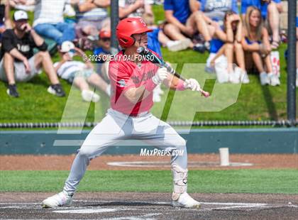 Thumbnail 2 in Regis Jesuit vs Broomfield (CHSAA 5A 3rd Round Consolation) photogallery.