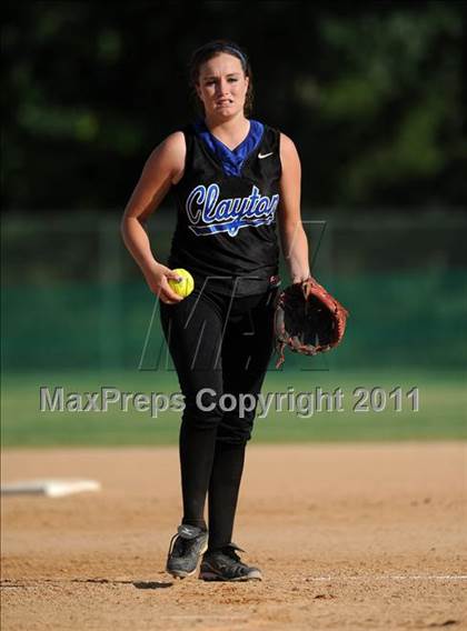 Thumbnail 2 in Clayton vs. Holly Springs (NCHSAA 4A East Regional Final) photogallery.