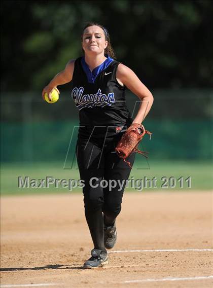 Thumbnail 1 in Clayton vs. Holly Springs (NCHSAA 4A East Regional Final) photogallery.
