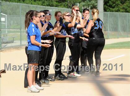 Thumbnail 3 in Clayton vs. Holly Springs (NCHSAA 4A East Regional Final) photogallery.