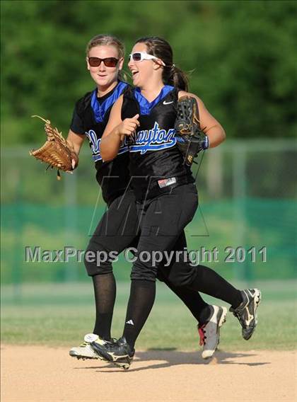 Thumbnail 1 in Clayton vs. Holly Springs (NCHSAA 4A East Regional Final) photogallery.