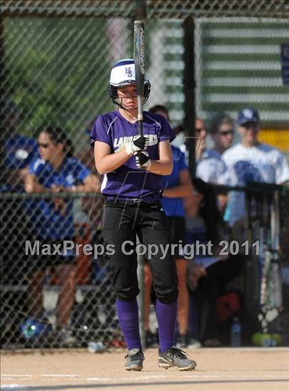 Thumbnail 3 in Clayton vs. Holly Springs (NCHSAA 4A East Regional Final) photogallery.