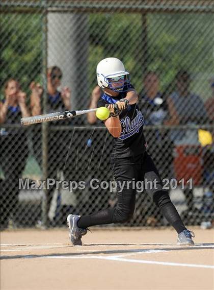 Thumbnail 1 in Clayton vs. Holly Springs (NCHSAA 4A East Regional Final) photogallery.