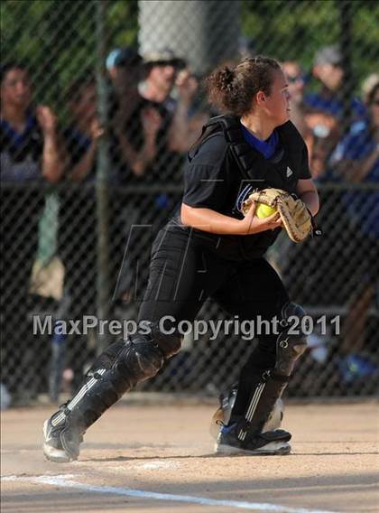 Thumbnail 3 in Clayton vs. Holly Springs (NCHSAA 4A East Regional Final) photogallery.
