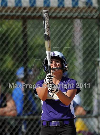 Thumbnail 3 in Clayton vs. Holly Springs (NCHSAA 4A East Regional Final) photogallery.