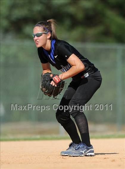 Thumbnail 2 in Clayton vs. Holly Springs (NCHSAA 4A East Regional Final) photogallery.