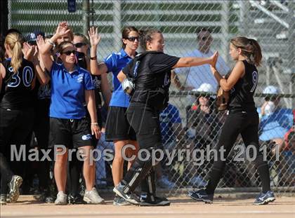 Thumbnail 3 in Clayton vs. Holly Springs (NCHSAA 4A East Regional Final) photogallery.