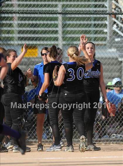 Thumbnail 3 in Clayton vs. Holly Springs (NCHSAA 4A East Regional Final) photogallery.
