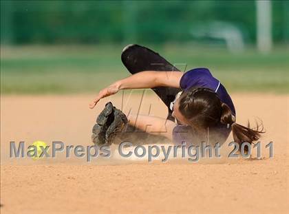 Thumbnail 1 in Clayton vs. Holly Springs (NCHSAA 4A East Regional Final) photogallery.