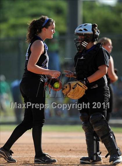 Thumbnail 1 in Clayton vs. Holly Springs (NCHSAA 4A East Regional Final) photogallery.