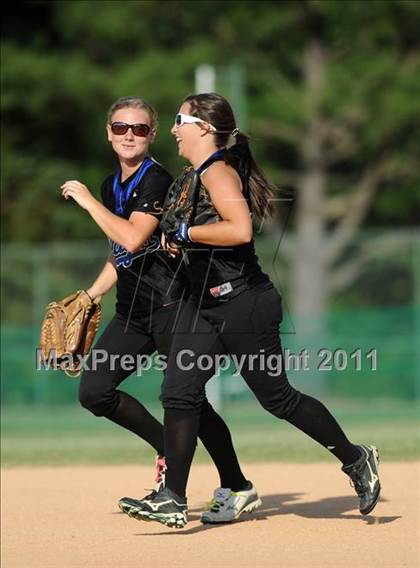Thumbnail 2 in Clayton vs. Holly Springs (NCHSAA 4A East Regional Final) photogallery.