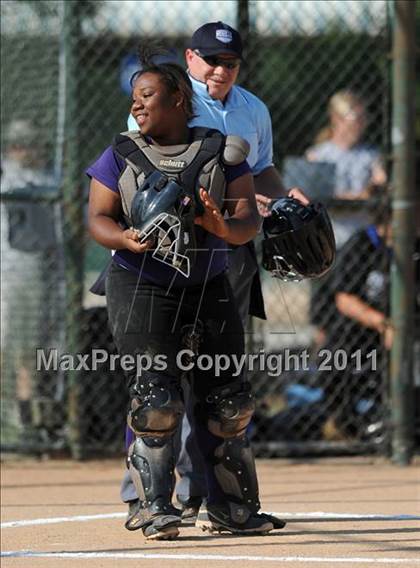 Thumbnail 1 in Clayton vs. Holly Springs (NCHSAA 4A East Regional Final) photogallery.