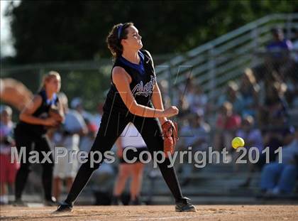 Thumbnail 1 in Clayton vs. Holly Springs (NCHSAA 4A East Regional Final) photogallery.