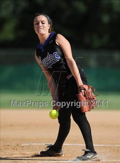 Thumbnail 2 in Clayton vs. Holly Springs (NCHSAA 4A East Regional Final) photogallery.