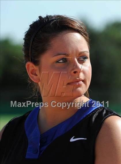 Thumbnail 1 in Clayton vs. Holly Springs (NCHSAA 4A East Regional Final) photogallery.