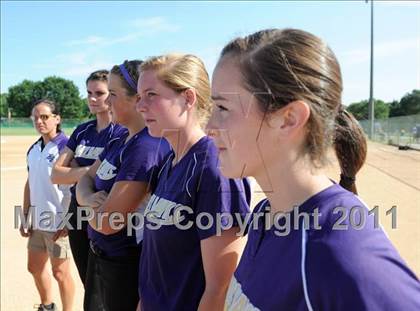 Thumbnail 2 in Clayton vs. Holly Springs (NCHSAA 4A East Regional Final) photogallery.