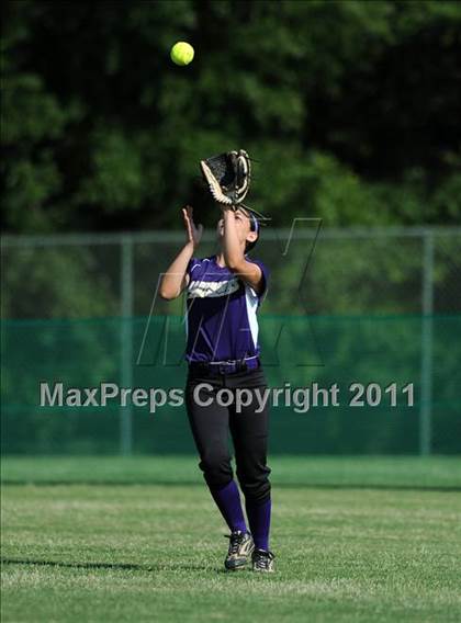 Thumbnail 1 in Clayton vs. Holly Springs (NCHSAA 4A East Regional Final) photogallery.