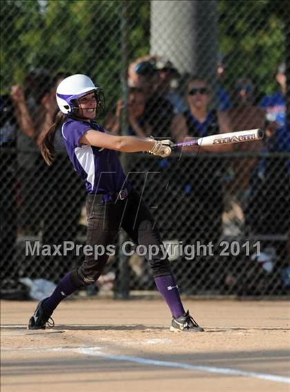Thumbnail 2 in Clayton vs. Holly Springs (NCHSAA 4A East Regional Final) photogallery.