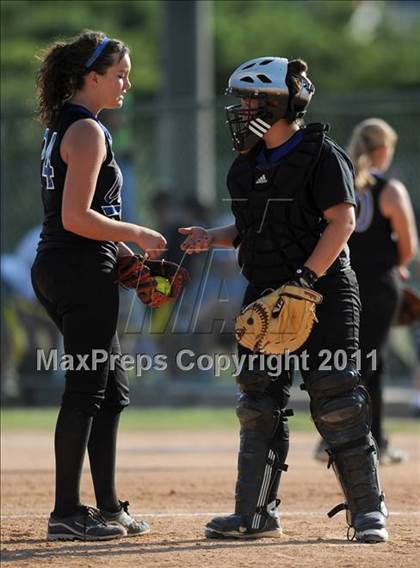 Thumbnail 2 in Clayton vs. Holly Springs (NCHSAA 4A East Regional Final) photogallery.