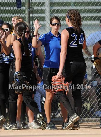Thumbnail 2 in Clayton vs. Holly Springs (NCHSAA 4A East Regional Final) photogallery.