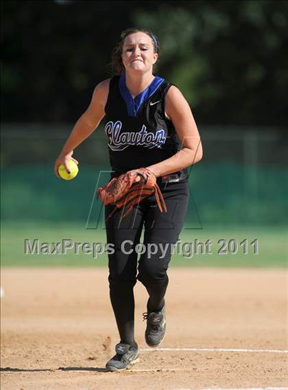 Thumbnail 1 in Clayton vs. Holly Springs (NCHSAA 4A East Regional Final) photogallery.