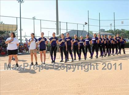 Thumbnail 2 in Clayton vs. Holly Springs (NCHSAA 4A East Regional Final) photogallery.