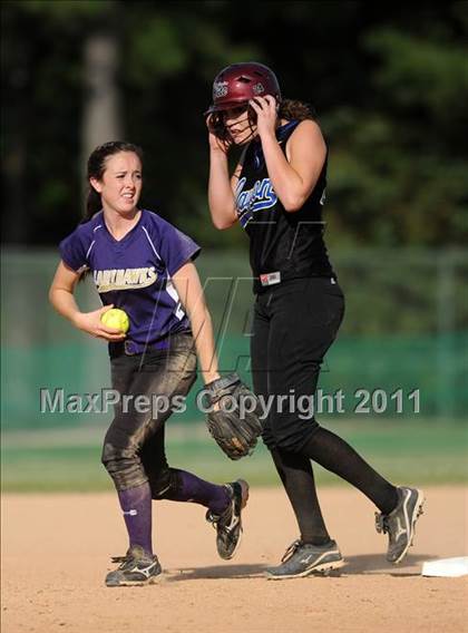 Thumbnail 3 in Clayton vs. Holly Springs (NCHSAA 4A East Regional Final) photogallery.