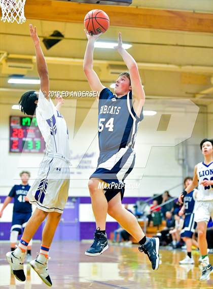 Thumbnail 2 in White Pine @ Yerington photogallery.