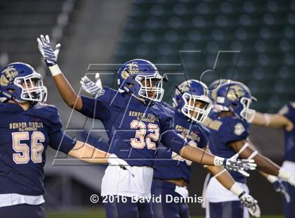 Thumbnail 1 in 2016 Semper Fidelis All-American Bowl photogallery.