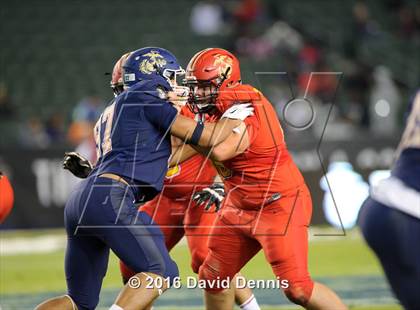 Thumbnail 1 in 2016 Semper Fidelis All-American Bowl photogallery.