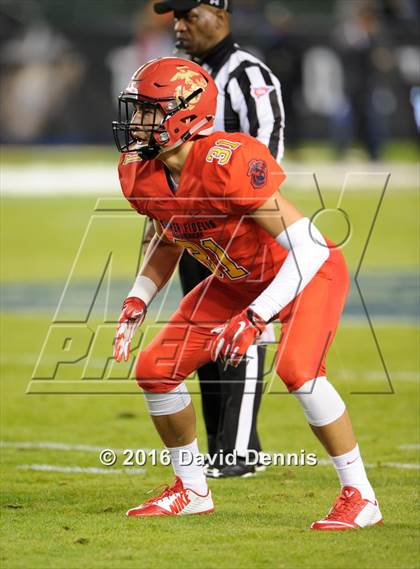 Thumbnail 1 in 2016 Semper Fidelis All-American Bowl photogallery.