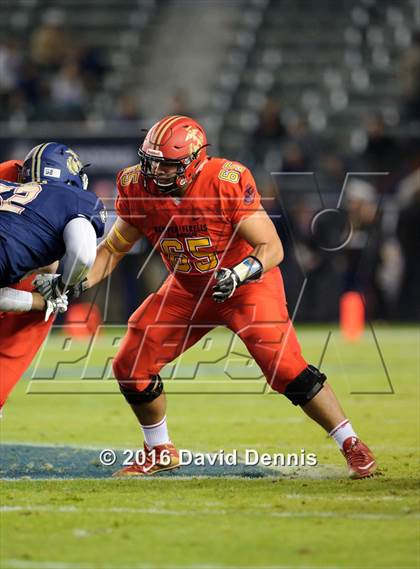 Thumbnail 2 in 2016 Semper Fidelis All-American Bowl photogallery.