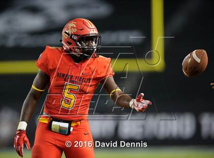 Thumbnail 3 in 2016 Semper Fidelis All-American Bowl photogallery.