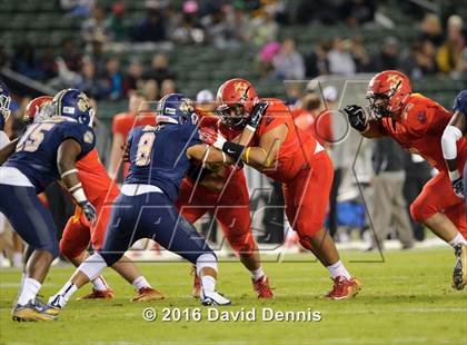 Thumbnail 2 in 2016 Semper Fidelis All-American Bowl photogallery.