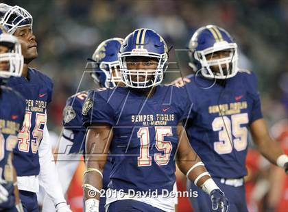 Thumbnail 3 in 2016 Semper Fidelis All-American Bowl photogallery.