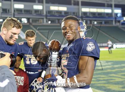 Thumbnail 2 in 2016 Semper Fidelis All-American Bowl photogallery.