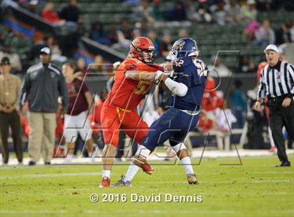Thumbnail 3 in 2016 Semper Fidelis All-American Bowl photogallery.