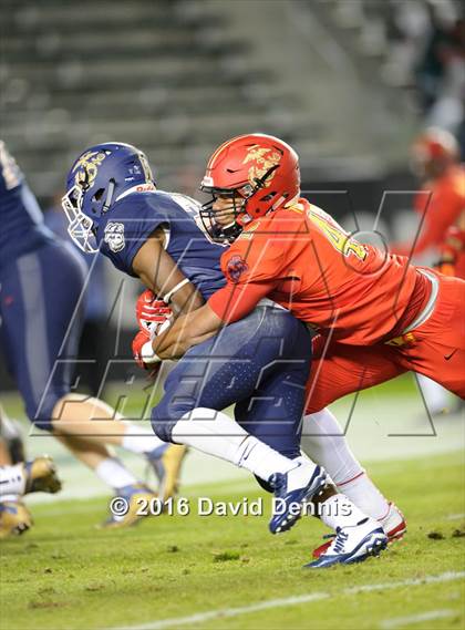Thumbnail 2 in 2016 Semper Fidelis All-American Bowl photogallery.