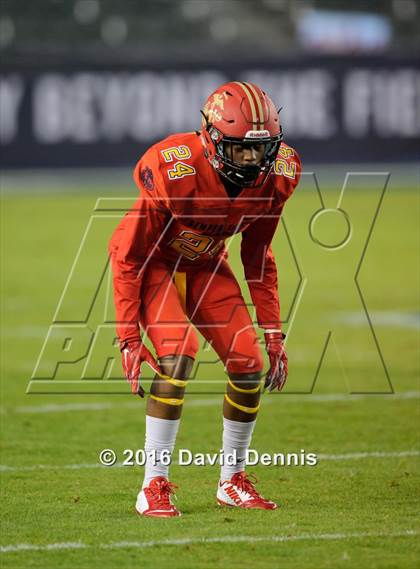 Thumbnail 2 in 2016 Semper Fidelis All-American Bowl photogallery.