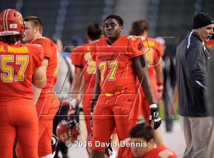 Thumbnail 3 in 2016 Semper Fidelis All-American Bowl photogallery.
