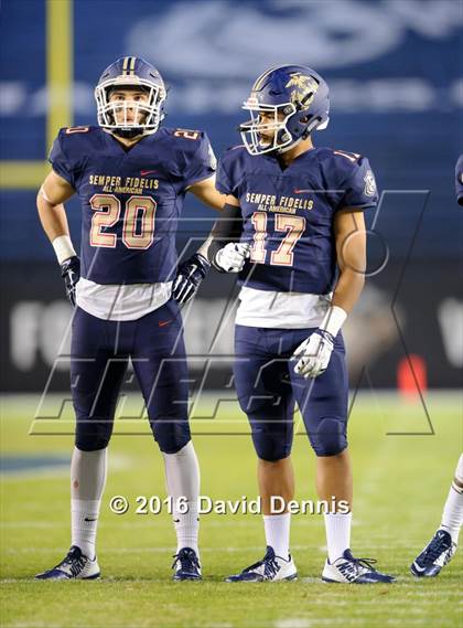 Thumbnail 1 in 2016 Semper Fidelis All-American Bowl photogallery.