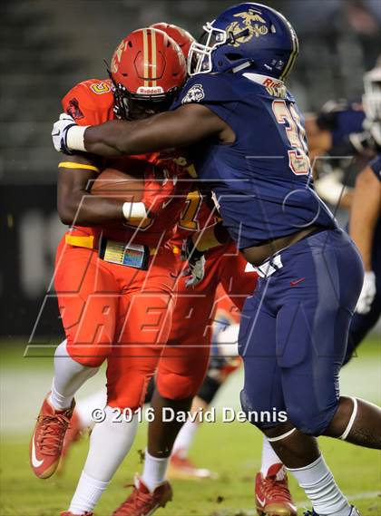 Thumbnail 2 in 2016 Semper Fidelis All-American Bowl photogallery.